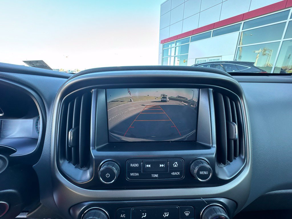 Used 2016 Chevrolet Colorado Z71 AWD/4WD image 29