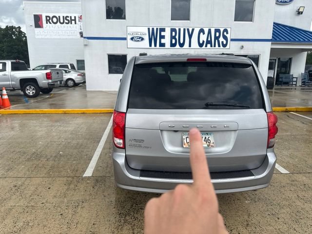 Used 2018 Dodge Grand Caravan SE FWD image 13