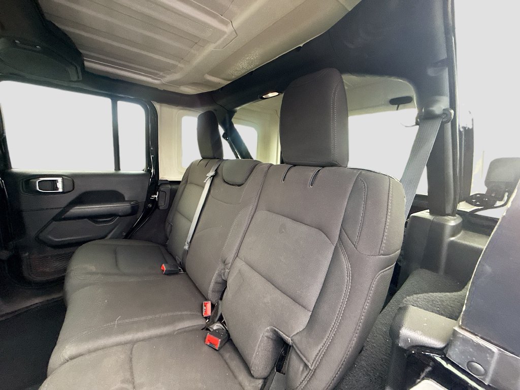 Certified 2022 Jeep Wrangler Unlimited Sahara w/ Cold Weather Group AWD/4WD image 25