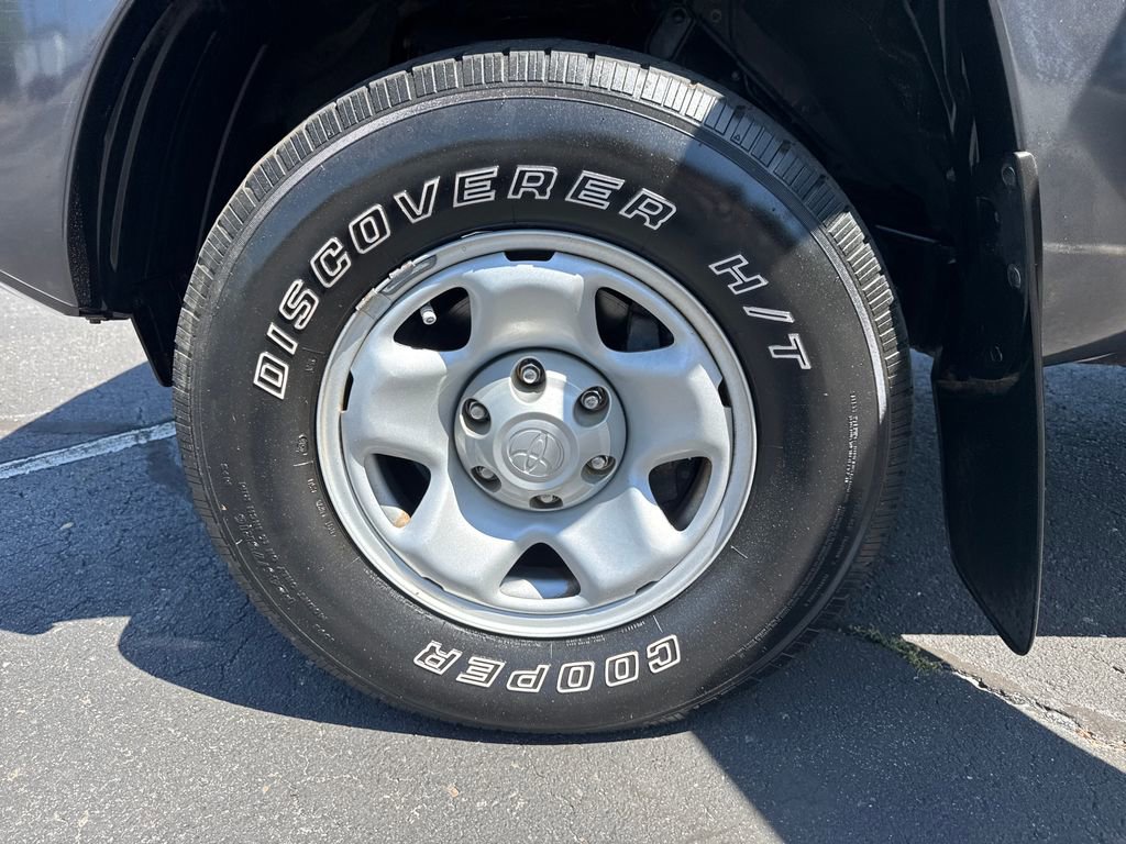 Used 2012 Toyota Tacoma PreRunner w/ SR5 Pkg RWD image 30