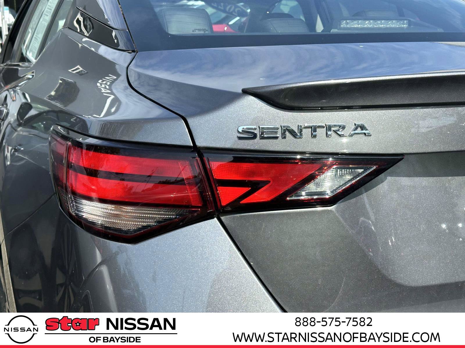 Certified 2022 Nissan Sentra SR w/ Trunk Package image 8