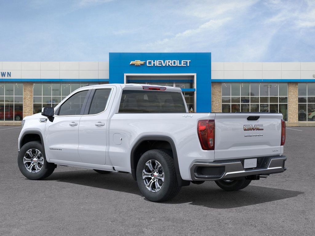 New 2026 GMC Sierra 1500 SLE image 3