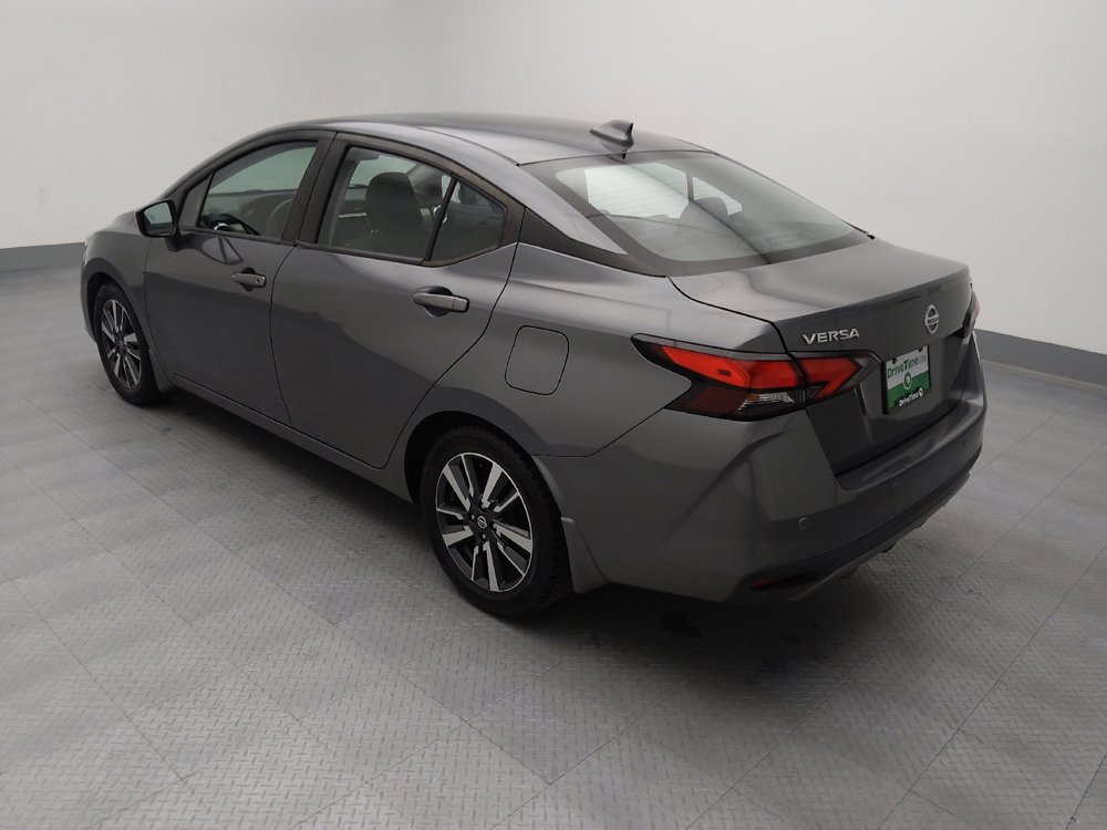 Used 2021 Nissan Versa SV image 5