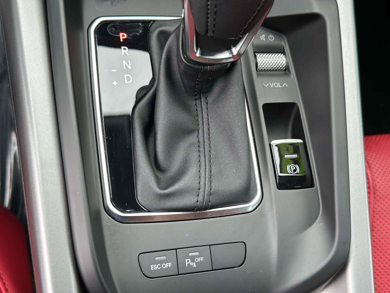 Used 2024 Dodge Hornet R/T Plus w/ Tech Pack Plus w/o Parking AWD/4WD image 28