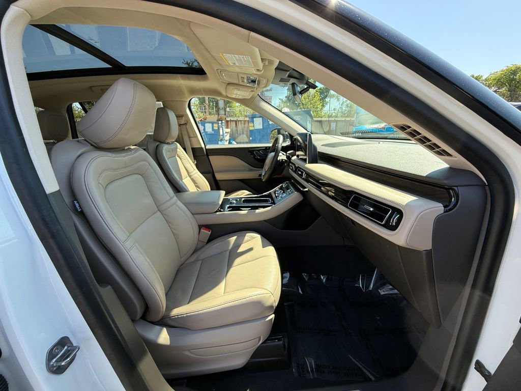 Used 2024 Lincoln Aviator Reserve w/ Equipment Group 201A AWD/4WD image 30