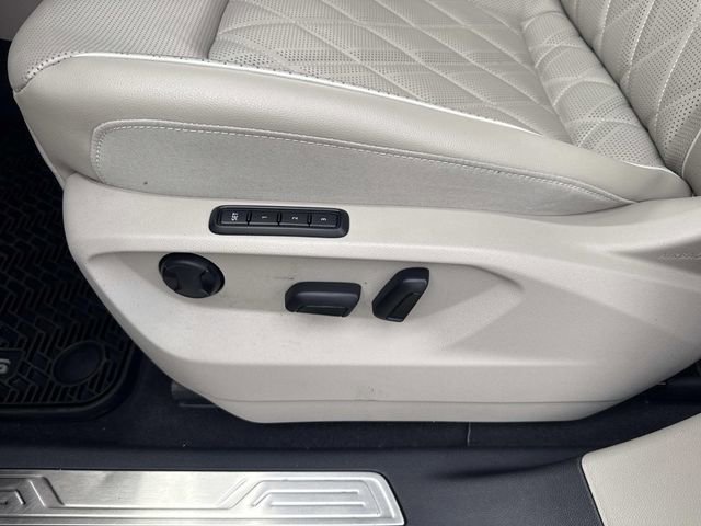 Used 2024 Volkswagen Atlas SEL Premium R-Line AWD/4WD image 24