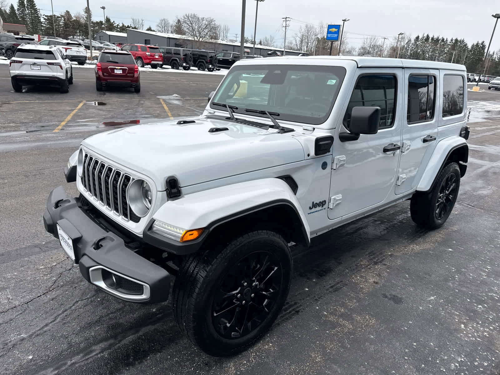 Used 2025 Jeep Wrangler Sahara w/ Safety Group image 11