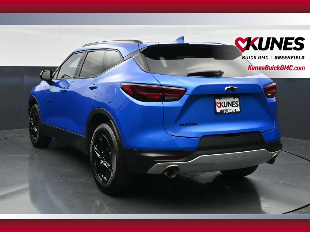 Used 2024 Chevrolet Blazer LT w/ Sound & Technology Package FWD image 10