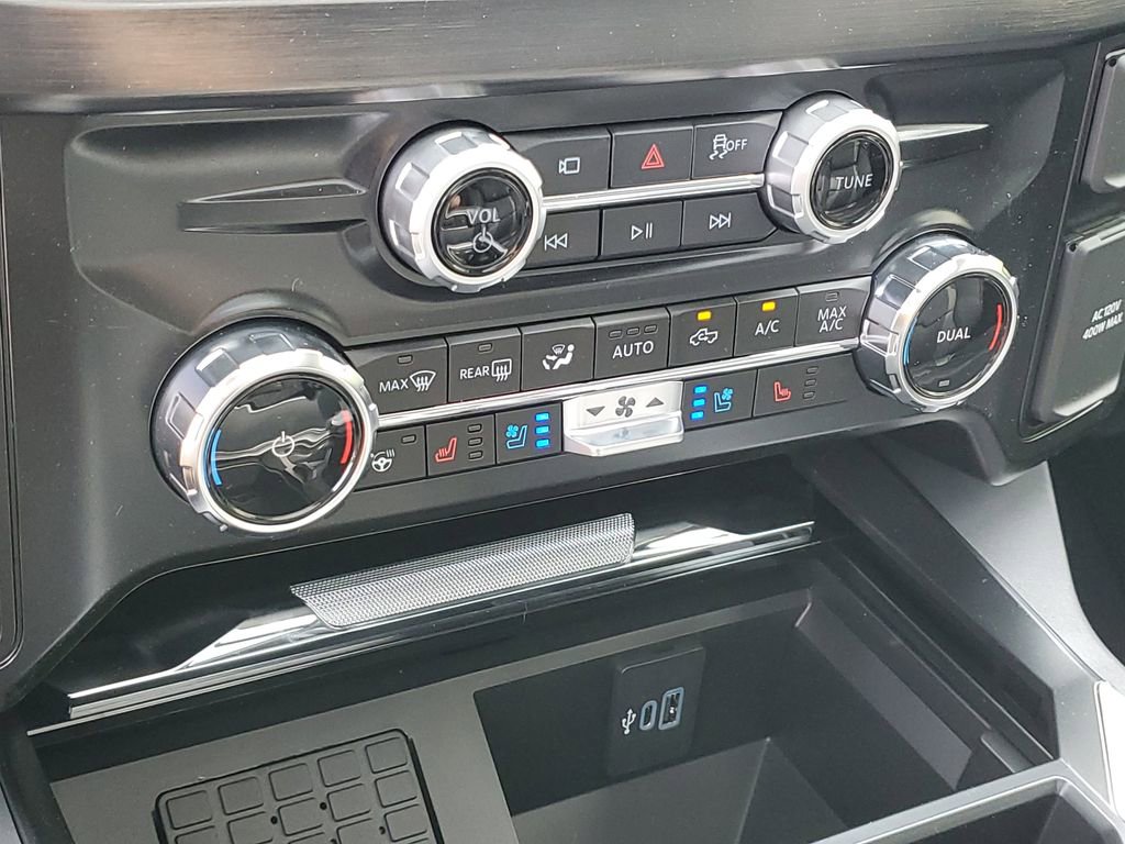 New 2025 Ford F350 Lariat w/ Lariat Ultimate Package image 23