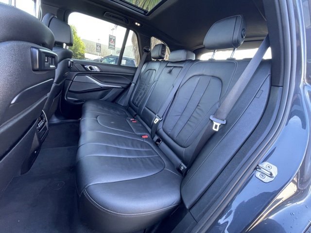 Used 2019 BMW X5 xDrive50i w/ Parking Assistance Package image 26