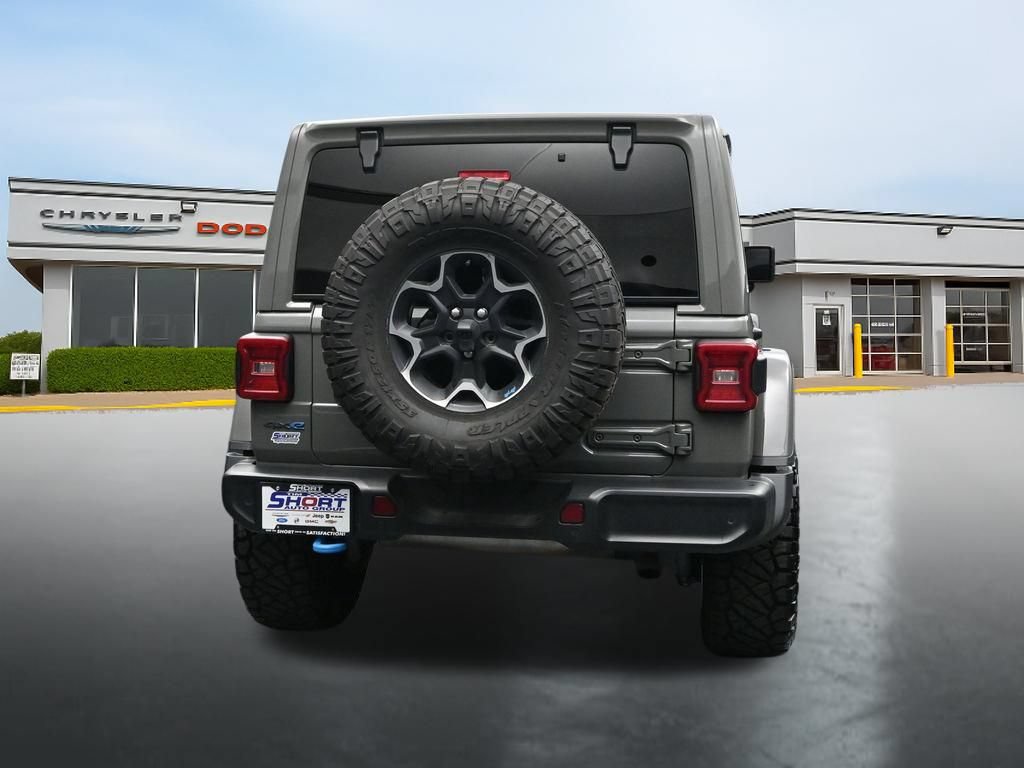 Used 2022 Jeep Wrangler Unlimited Rubicon 4xe w/ Dual Top Group AWD/4WD image 4