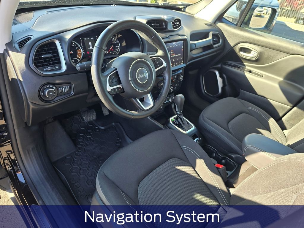 Used 2023 Jeep Renegade Latitude w/ Sun/Sound Group AWD/4WD image 2