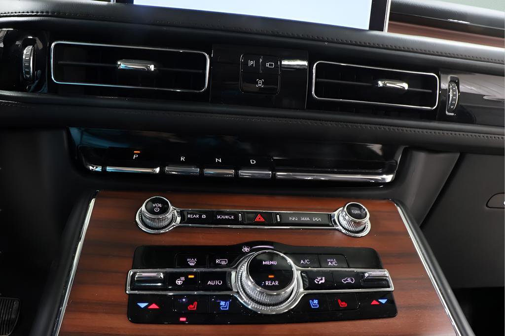 Used 2024 Lincoln Aviator Reserve image 10