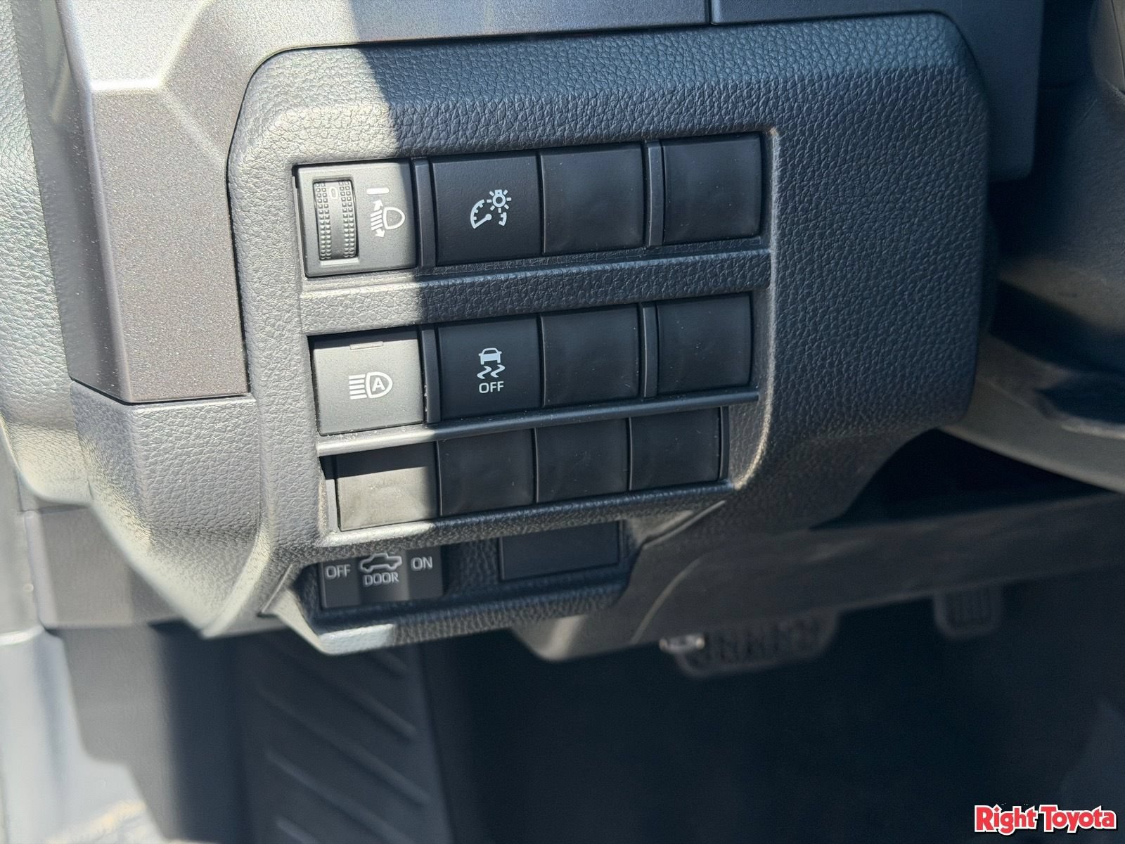 New 2026 Toyota Tacoma SR5 RWD image 17