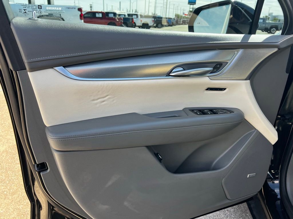 Used 2023 Cadillac XT5 Premium Luxury w/ Technology Package image 26
