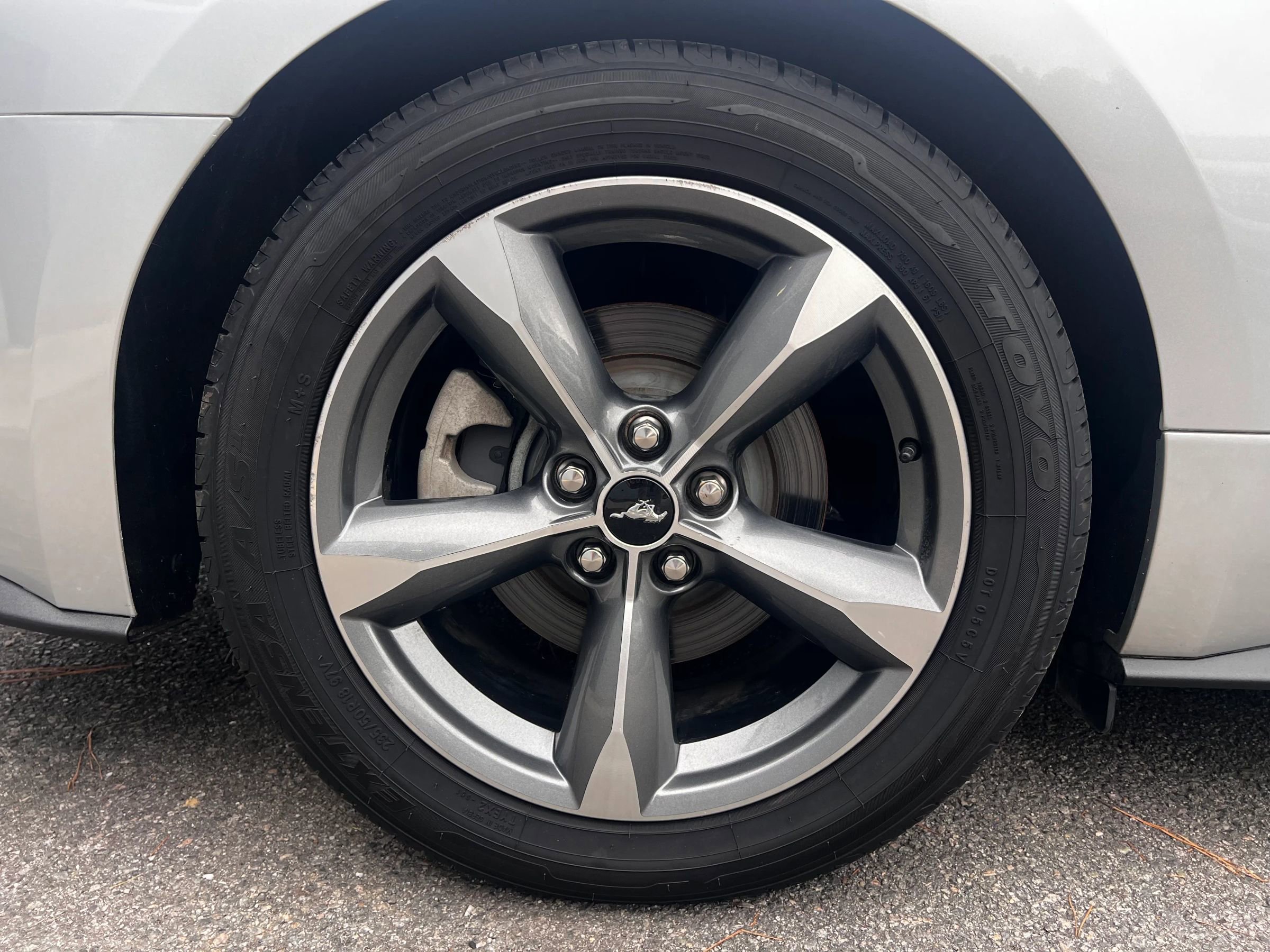 Used 2017 Ford Mustang Premium image 27