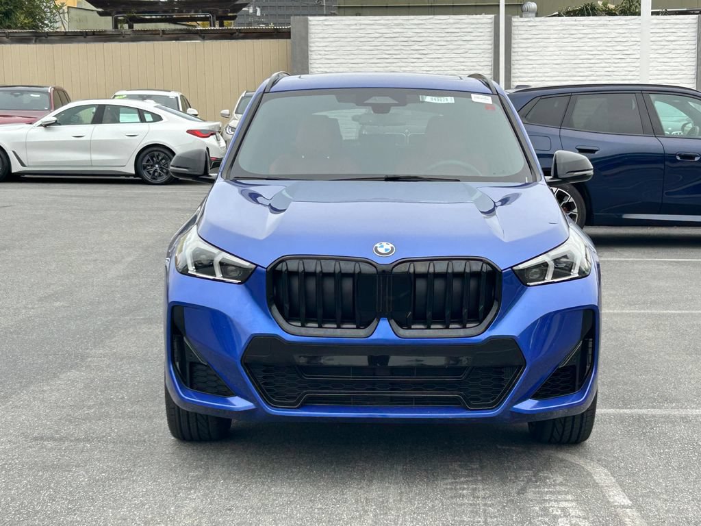 Used 2023 BMW X1 xDrive28i w/ M Sport Package AWD/4WD image 8