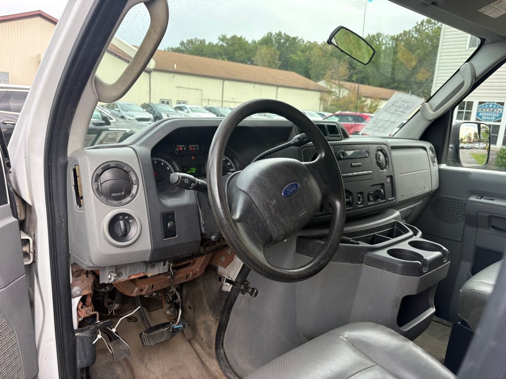 Used 2012 Ford E-250 and Econoline 250 w/ PWR Group RWD image 15