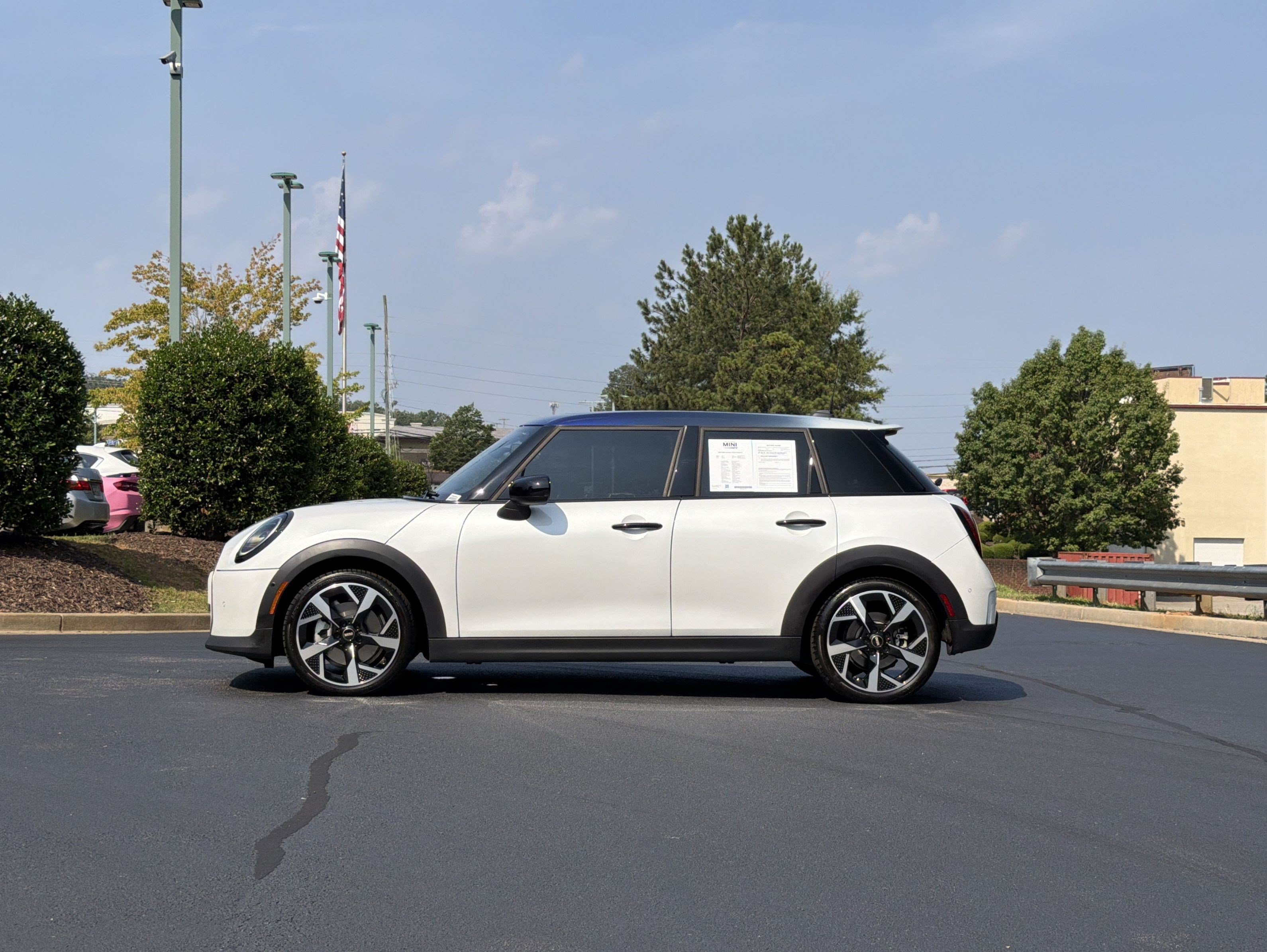 Used 2025 MINI Cooper S FWD image 14