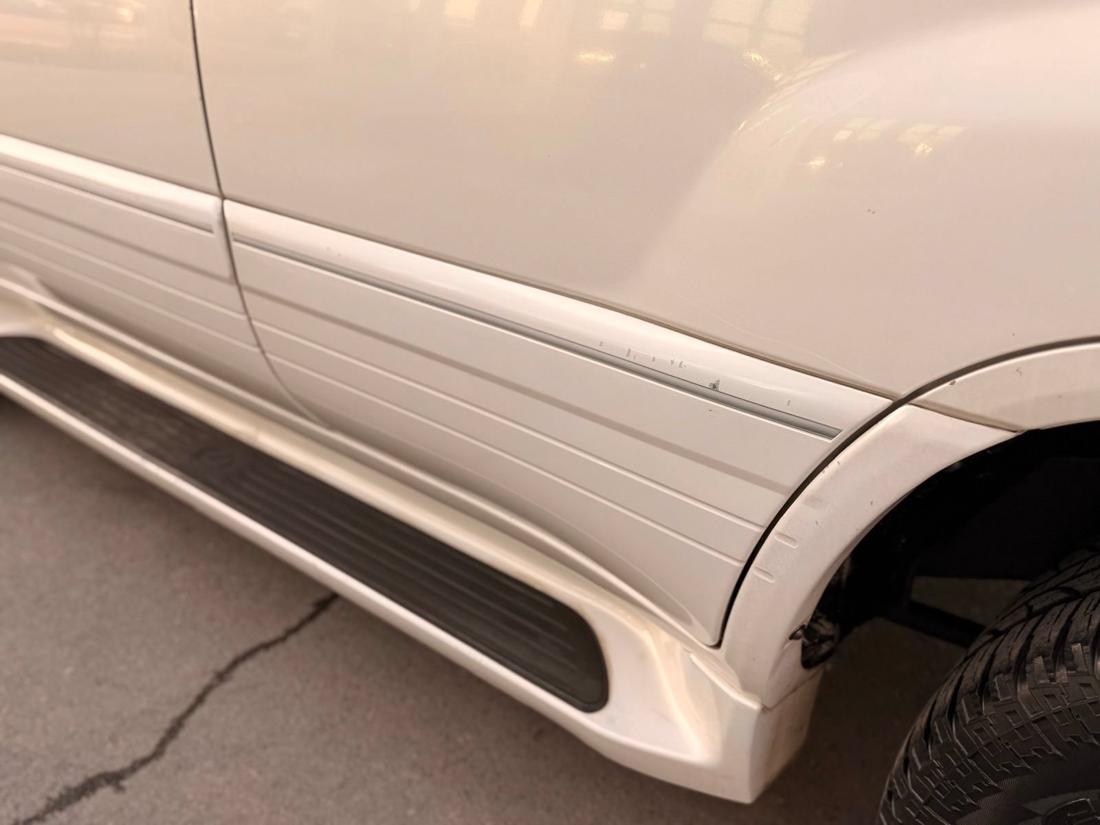 Used 1999 Lexus LX 470 4WD image 47