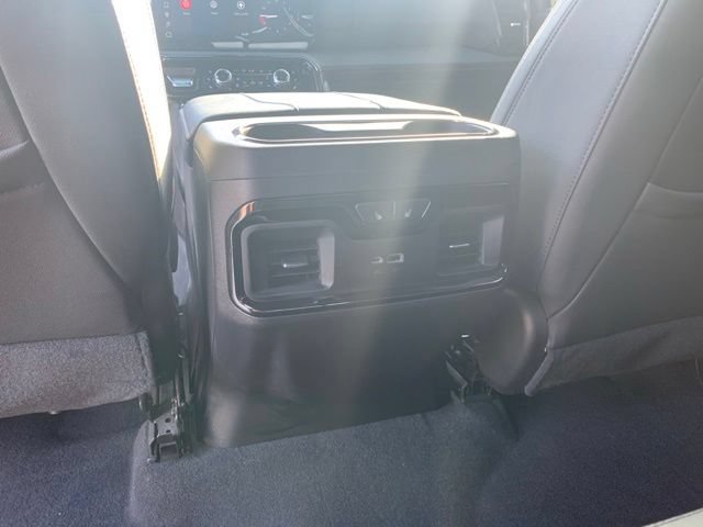 Used 2024 GMC Sierra 1500 AT4 w/ Technology Package AWD/4WD image 21