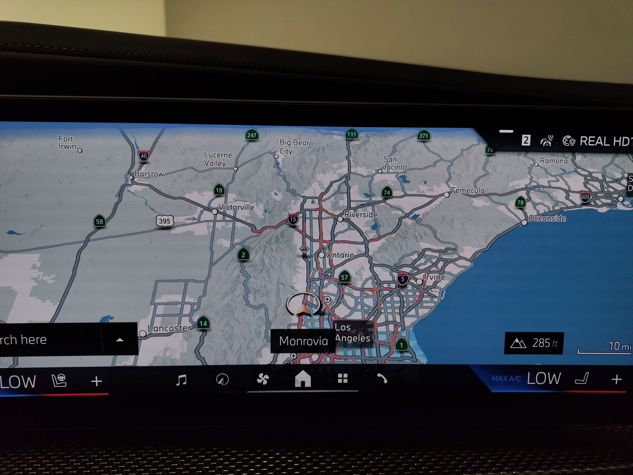 New 2026 BMW 750e xDrive image 19