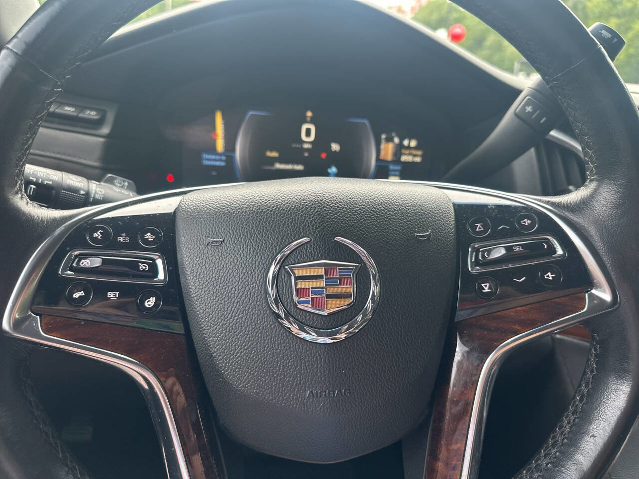 Used 2015 Cadillac Escalade ESV Luxury image 39