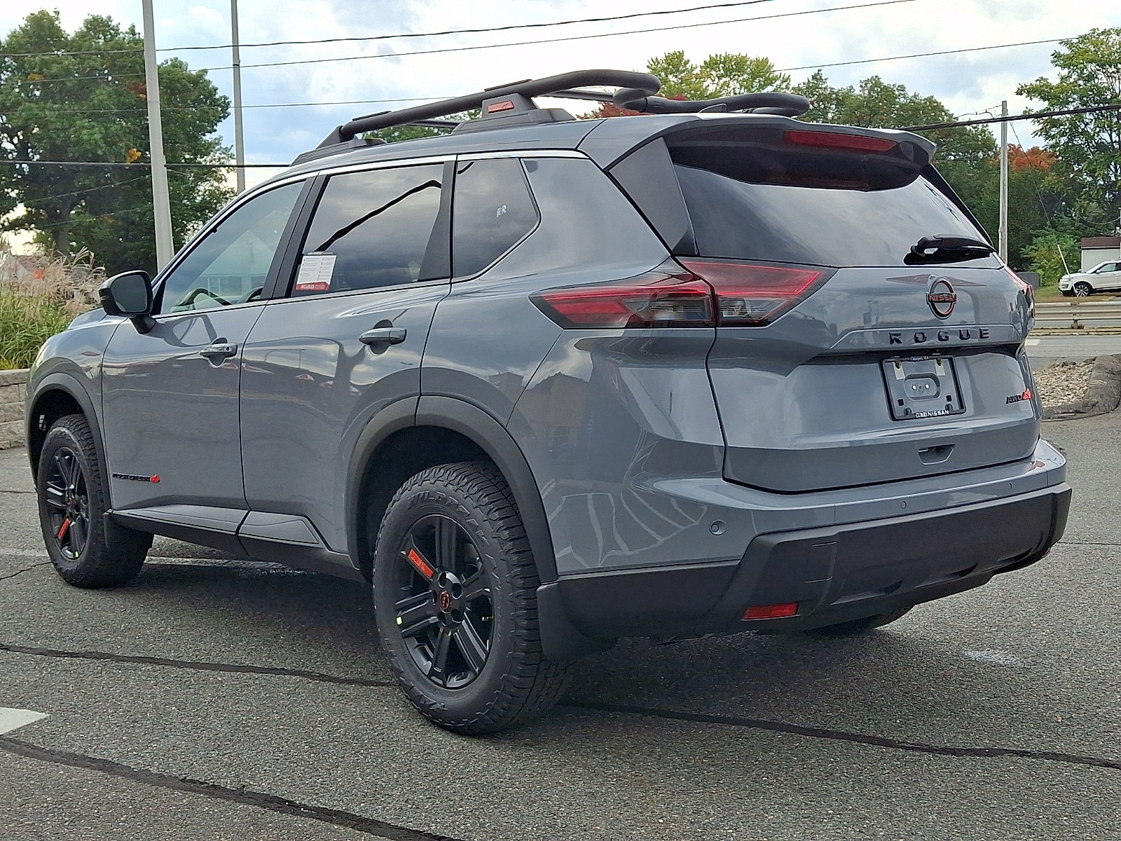 New 2027 Nissan Rogue SV AWD/4WD image 3