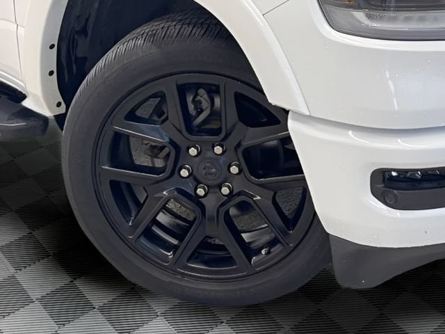 Used 2020 RAM 1500 Laramie AWD/4WD image 36