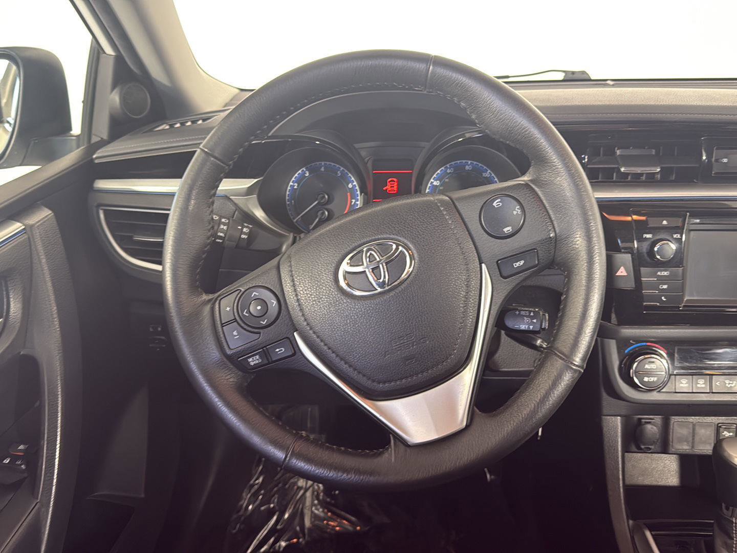 Used 2016 Toyota Corolla S FWD image 13