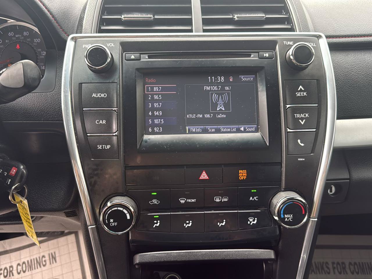 Used 2017 Toyota Camry SE FWD image 20