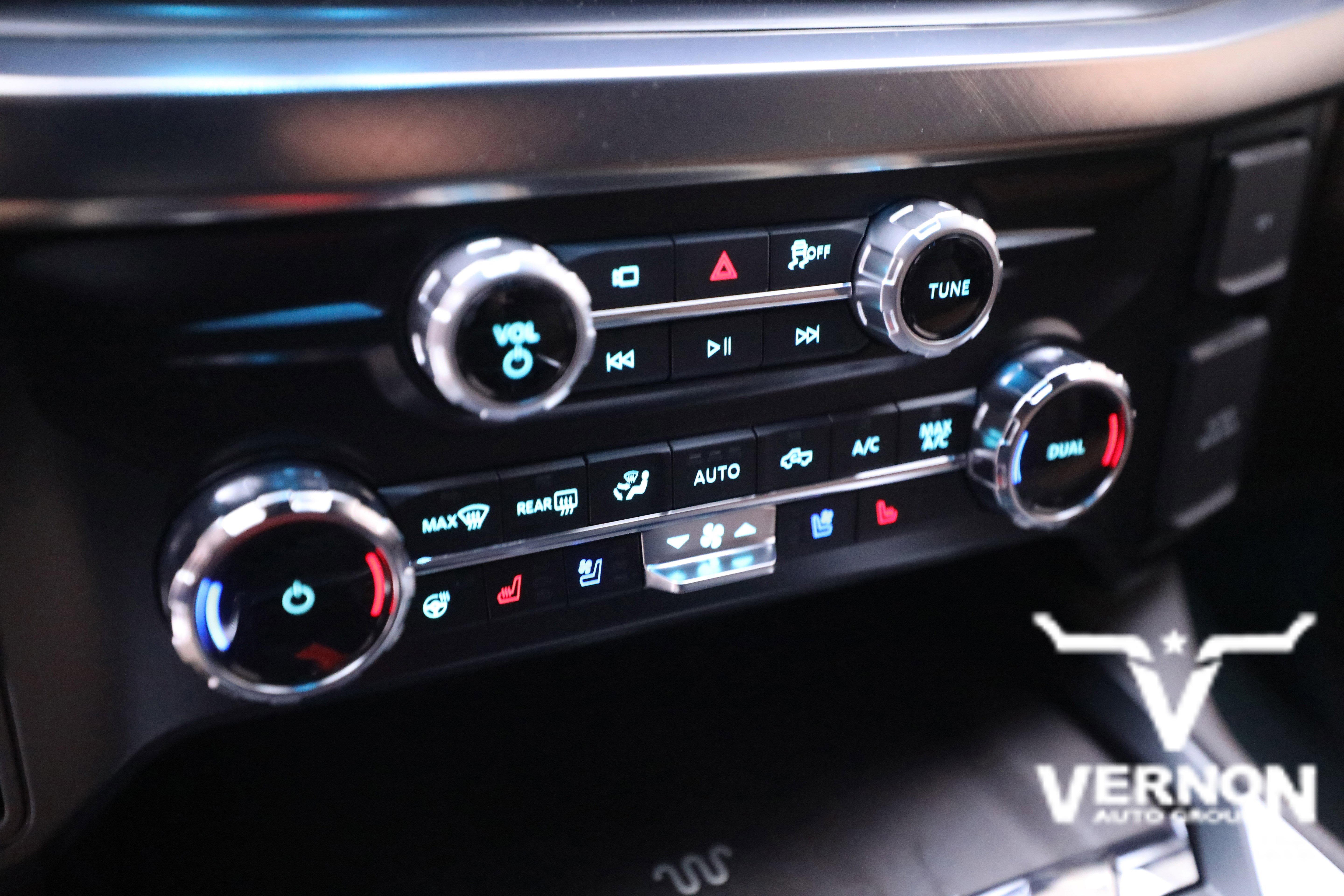 New 2026 Ford F250 King Ranch w/ Chrome Package image 26