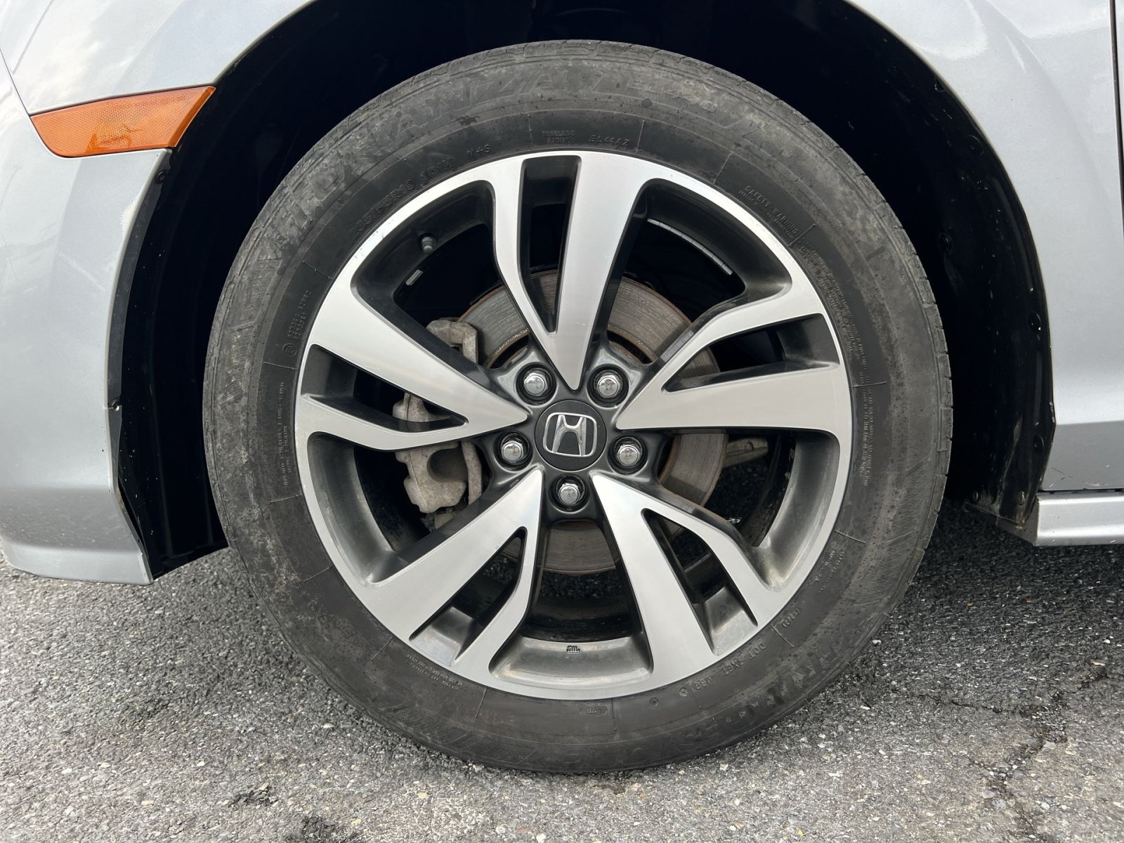 Used 2023 Honda Odyssey Touring image 10