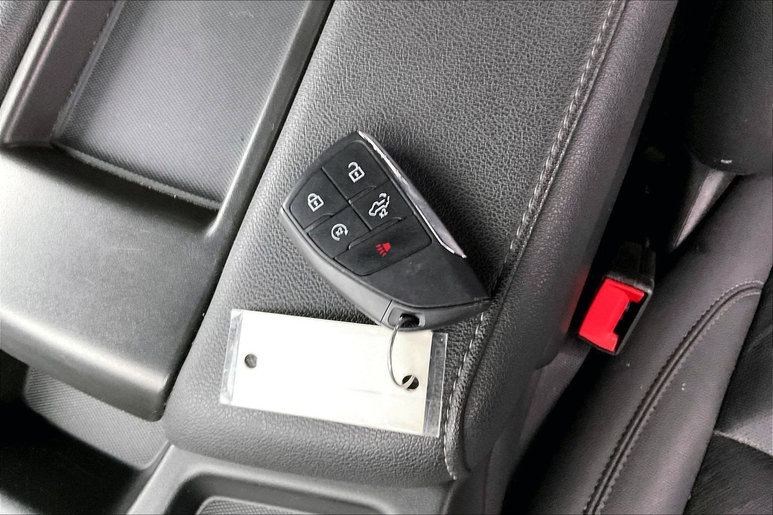 Used 2024 GMC Sierra 1500 SLT image 9