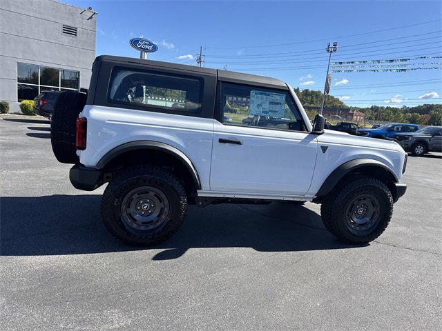 New 2025 Ford Bronco 2-Door w/ Sasquatch Package image 3