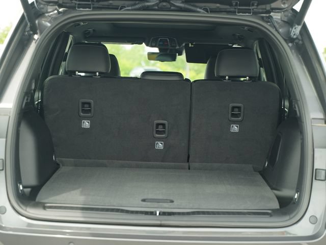 New 2026 Jeep Grand Cherokee Limited w/ Luxury Tech Group II AWD/4WD image 18