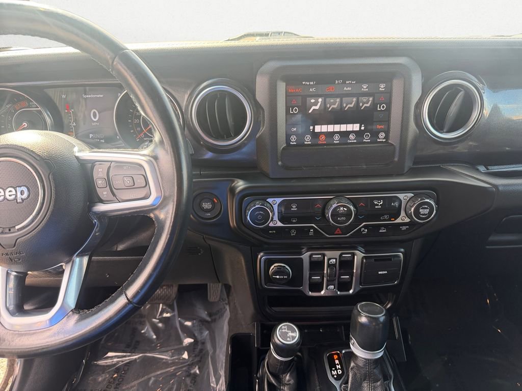 Used 2021 Jeep Wrangler Unlimited Sahara image 13