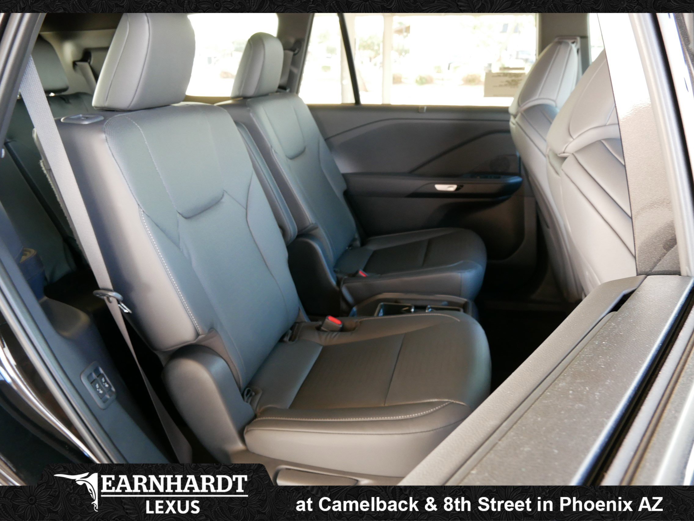 New 2026 Lexus TX 500h AWD image 6