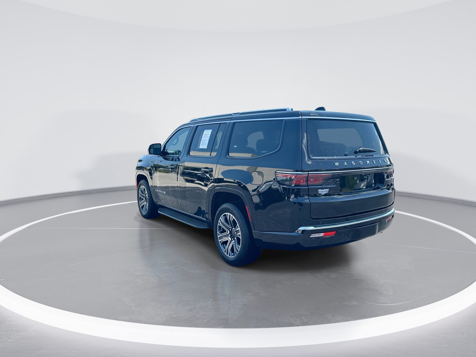 Used 2024 Jeep Wagoneer 4WD w/ Premium Group I image 7
