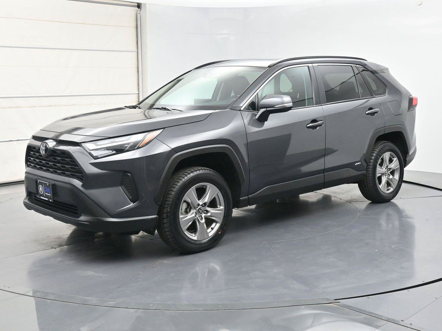 Used 2025 Toyota RAV4 XLE w/ Convenience Package AWD/4WD image 1