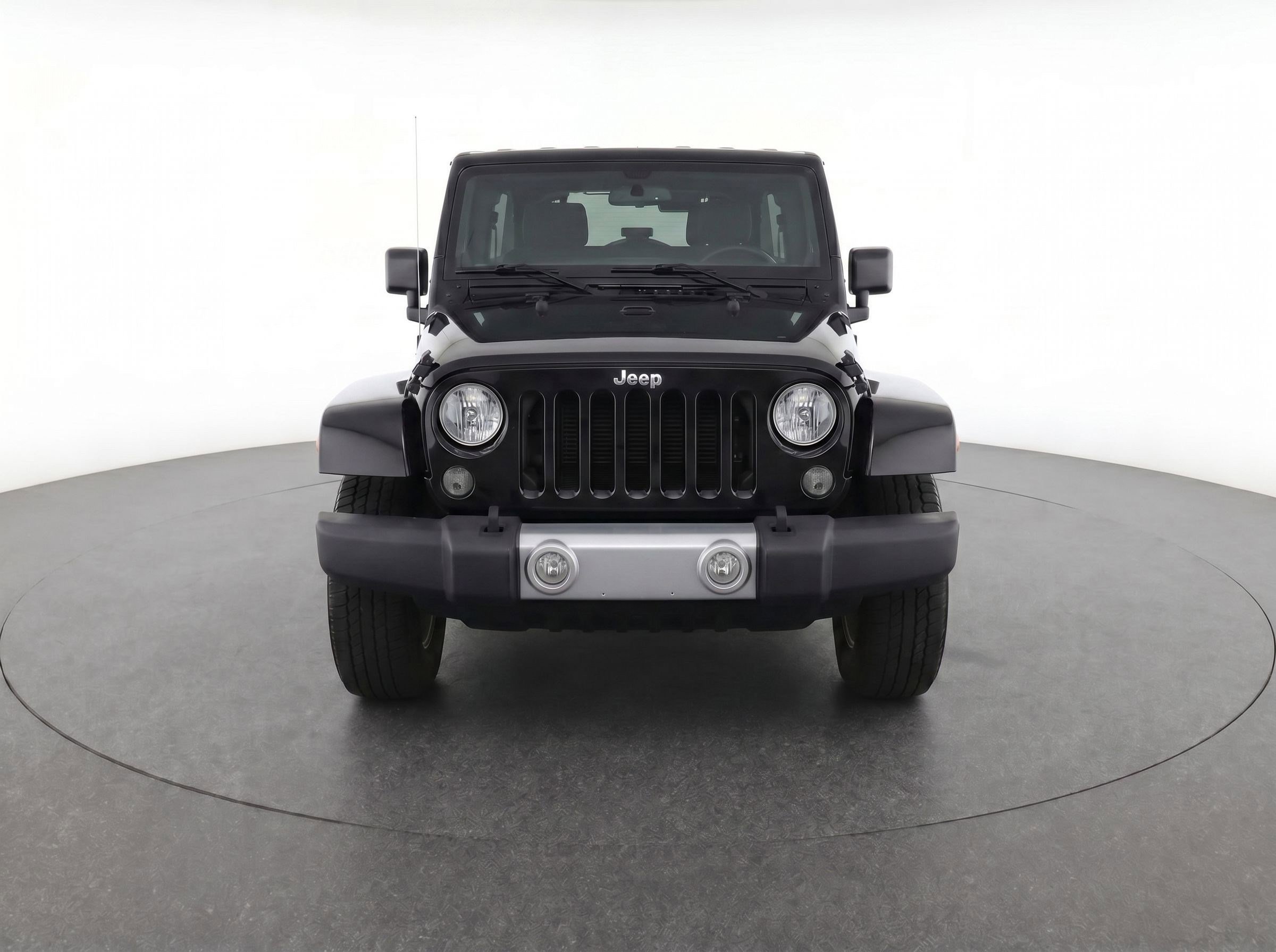 Used 2015 Jeep Wrangler Unlimited Sahara w/ Connectivity Group AWD/4WD image 6