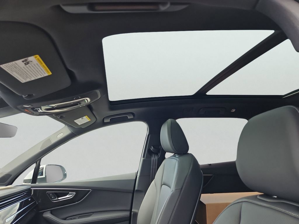 New 2025 Audi Q7 Premium Plus image 7