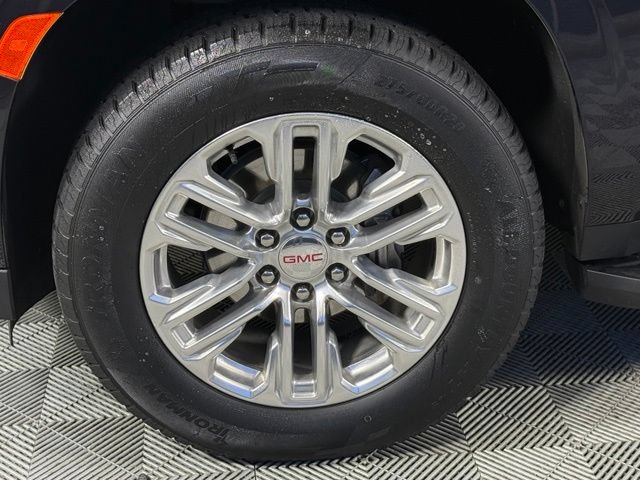 Used 2024 GMC Yukon SLT w/ SLT Luxury Package AWD/4WD image 15