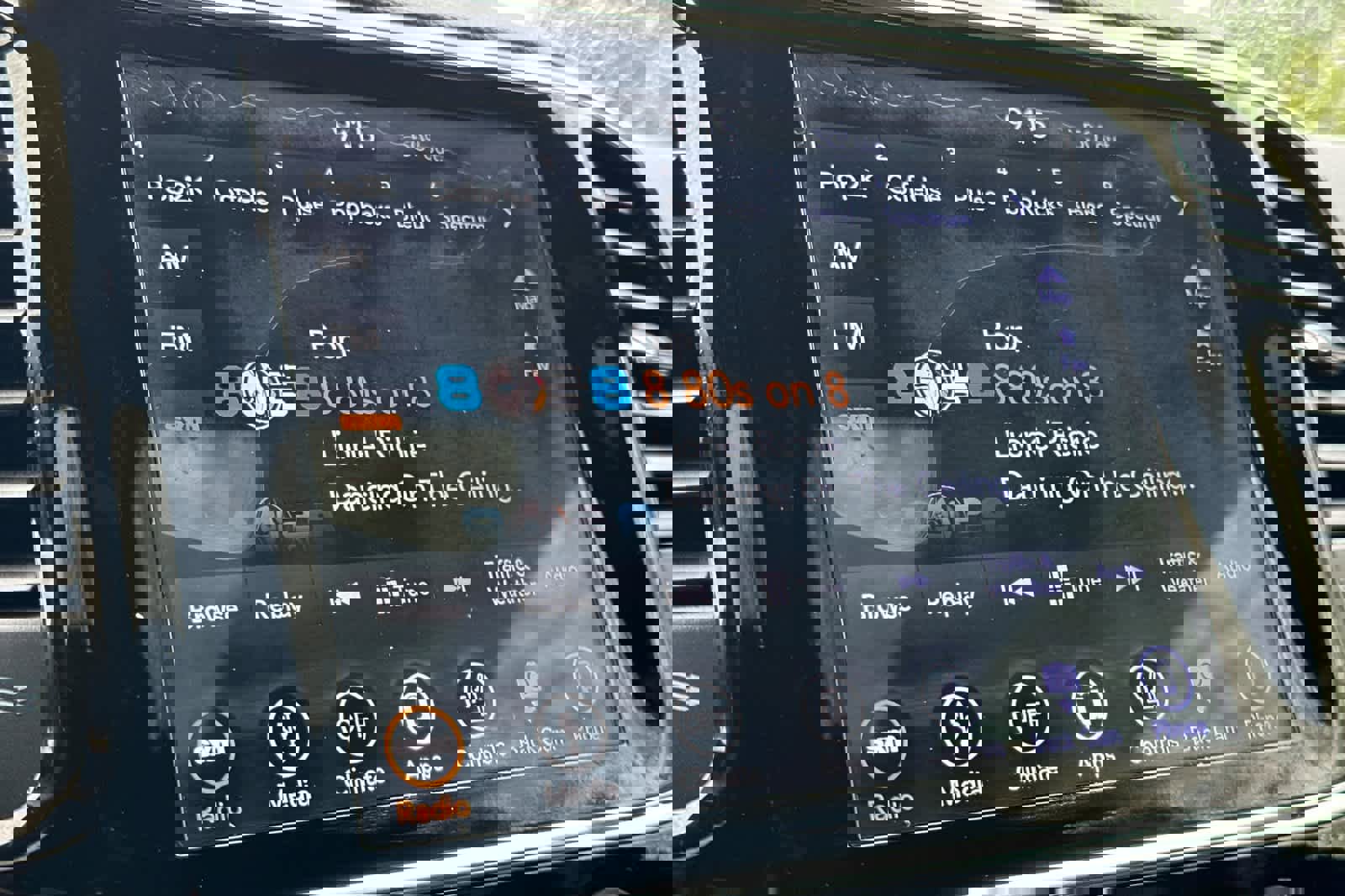 Used 2019 Jeep Grand Cherokee Altitude image 18