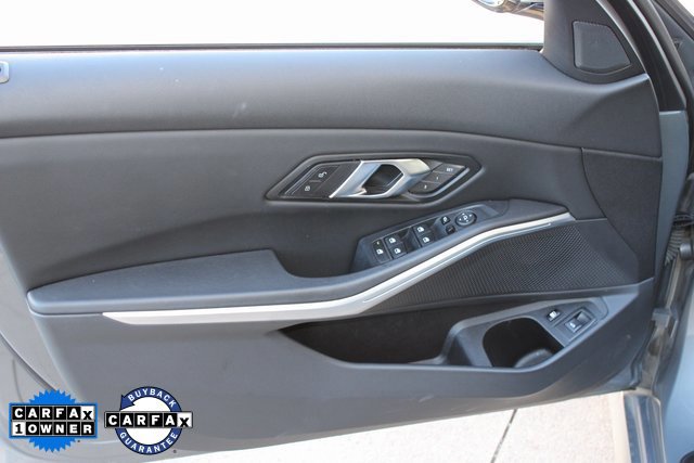 Used 2024 BMW 330e xDrive image 21