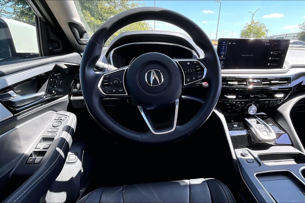 Certified 2026 Acura MDX w/ Technology Package FWD image 6