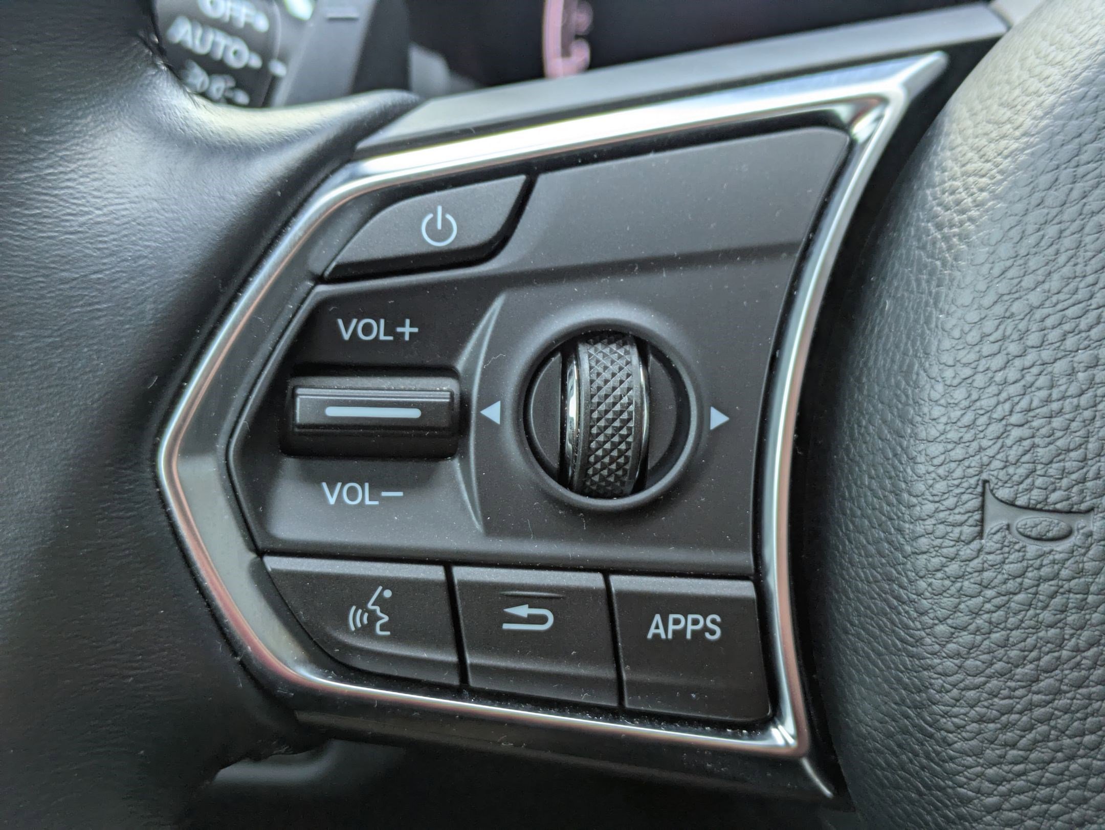 Used 2022 Acura MDX SH-AWD w/ Technology Package image 13