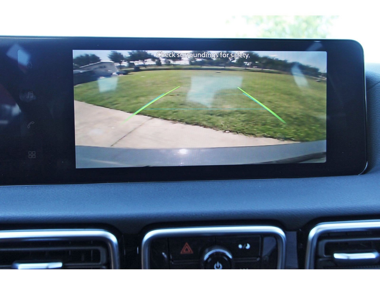 Certified 2026 Nissan Sentra SV w/ SV Convenience Package FWD image 39