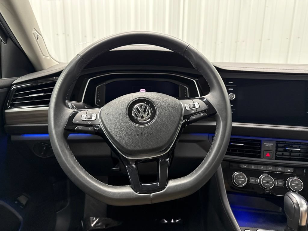 Used 2020 Volkswagen Jetta SEL FWD image 15