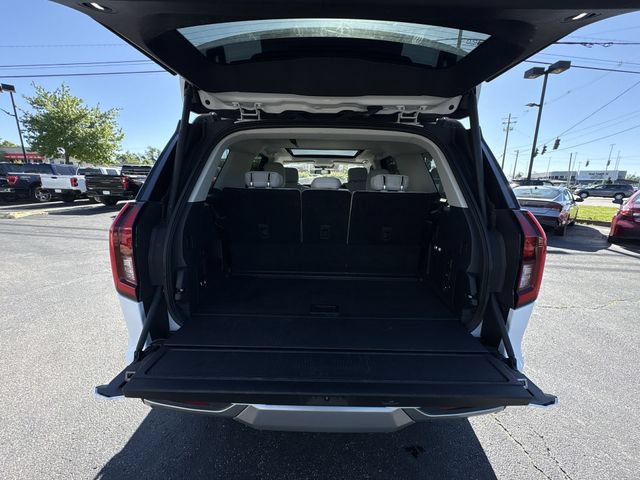 Used 2025 Ford Expedition Platinum AWD/4WD image 20